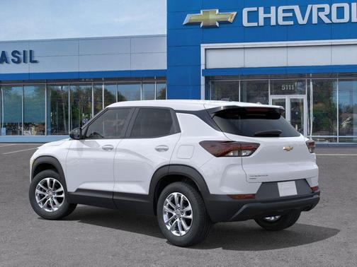 Summit White 2026 Chevrolet Trailblazer LS