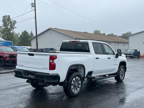 2026 Chevrolet Silverado 2500 Custom