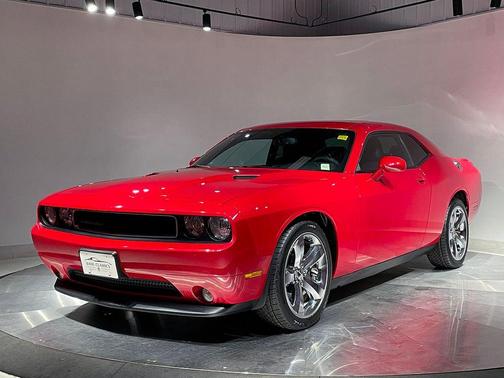 Redline 3 Coat Pearl 2012 Dodge Challenger SXT