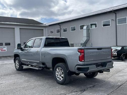 Sterling Gray Metallic 2026 Chevrolet Silverado 3500 High Country