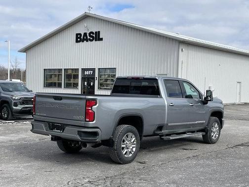 Sterling Gray Metallic 2026 Chevrolet Silverado 3500 High Country