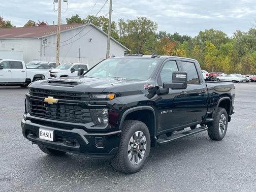 2026 Chevrolet Silverado 2500 Custom