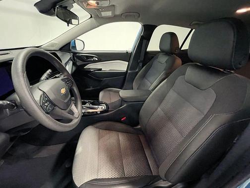 Marina Blue 2025 Chevrolet Trax LT