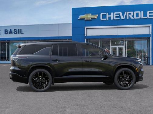 Mosaic Black Metallic 2026 Chevrolet Traverse RS