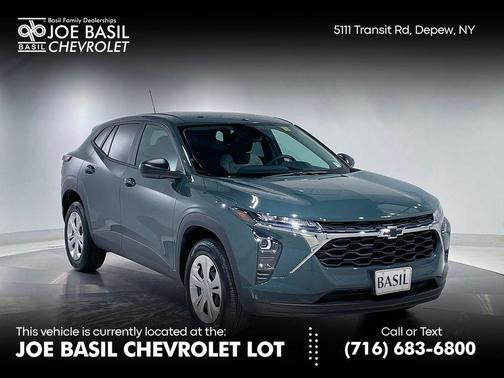 2025 Chevrolet Trax LS