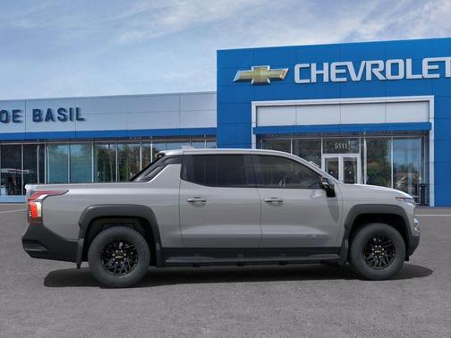 2025 Chevrolet Silverado EV LT
