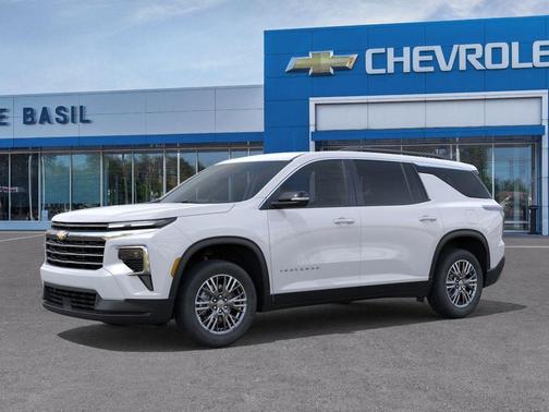 Summit White 2026 Chevrolet Traverse LT