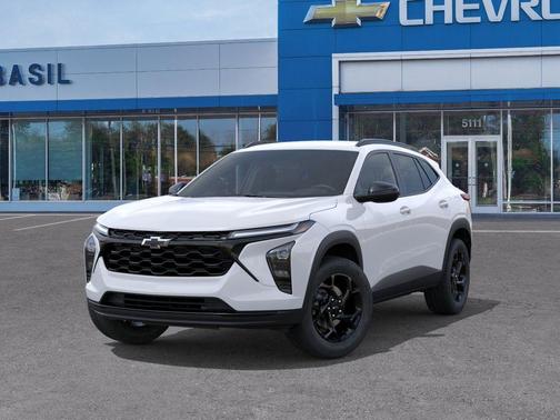 Summit White 2026 Chevrolet Trax LT