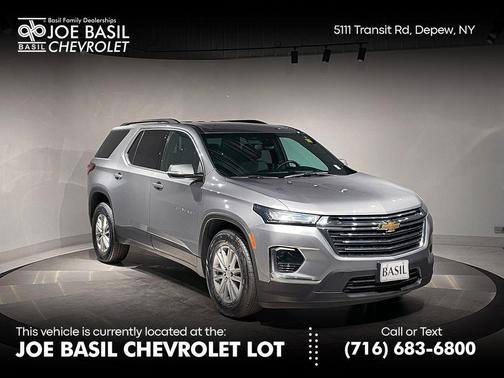 2023 Chevrolet Traverse LT Leather