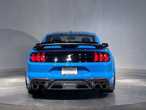 Grabber Blue 2022 Ford Shelby GT500 Base