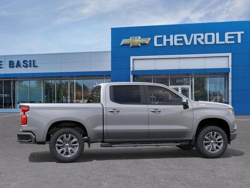 Sterling Gray Metallic 2026 Chevrolet Silverado 1500 LT