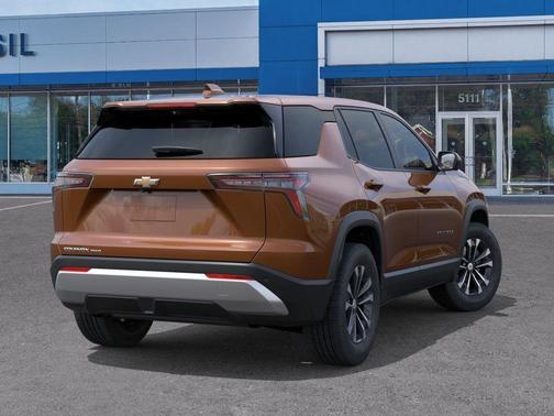 Autumn Harvest 2027 Chevrolet Equinox LT