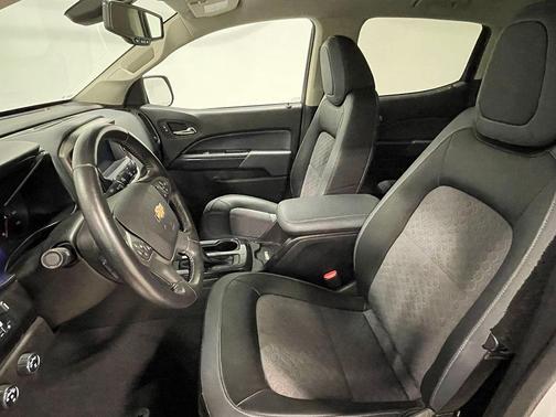 Summit White 2022 Chevrolet Colorado Z71