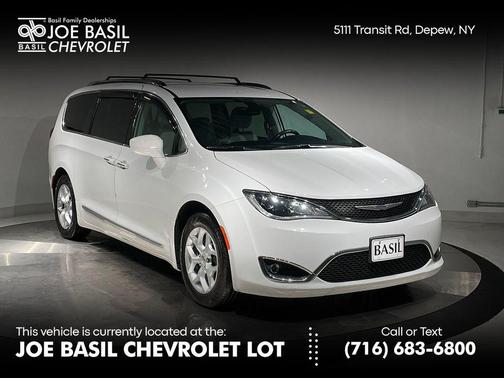 2018 Chrysler Pacifica Touring-L