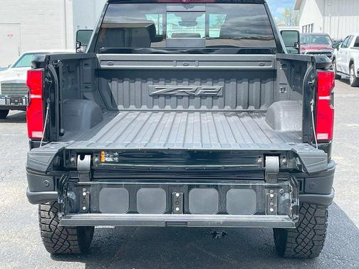 2024 Chevrolet Silverado 2500 ZR2