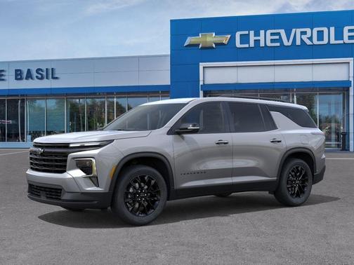 Sterling Gray Metallic 2026 Chevrolet Traverse LT