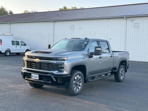 2026 Chevrolet Silverado 2500 Custom