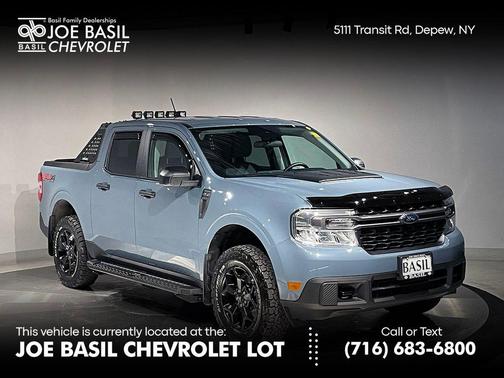 Azure Gray Metallic 2024 Ford Maverick XLT