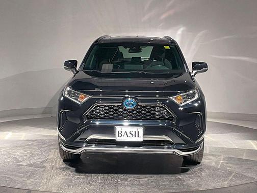 2021 Toyota RAV4 Prime SE