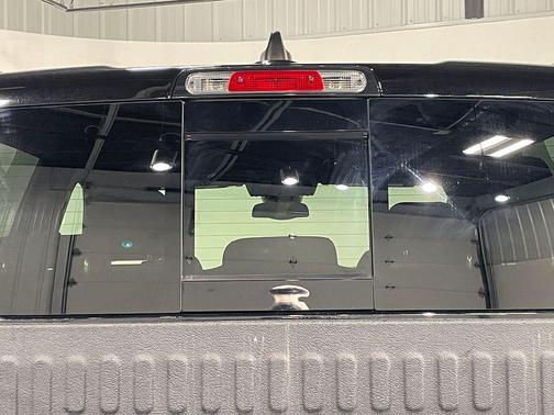 Diamond Black 2022 RAM 1500 Big Horn