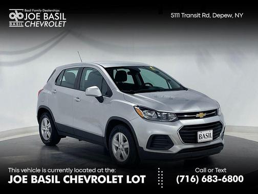 Silver Ice Metallic 2019 Chevrolet Trax LS