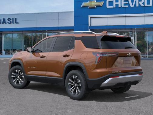 Autumn Harvest 2027 Chevrolet Equinox LT
