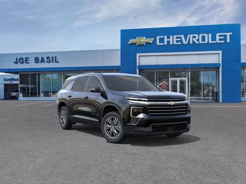 Mosaic Black Metallic 2026 Chevrolet Traverse LT