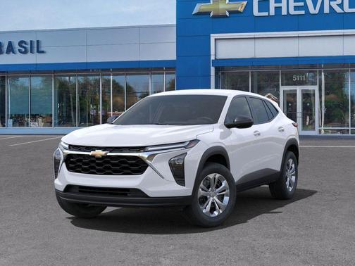 2025 Chevrolet Trax LS