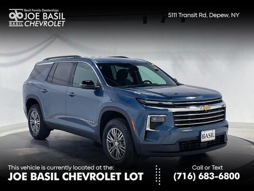 Lakeshore Blue Metallic 2025 Chevrolet Traverse LT
