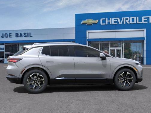 2025 Chevrolet Equinox EV LT 2