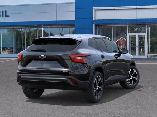 Mosaic Black Metallic 2026 Chevrolet Trax 1RS