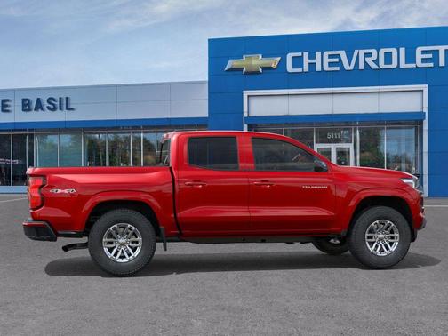 2025 Chevrolet Colorado LT