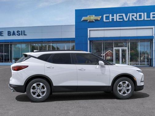 2025 Chevrolet Blazer LT