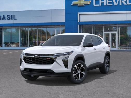 Summit White 2026 Chevrolet Trax 1RS