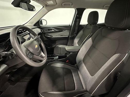 Summit White 2023 Chevrolet Trailblazer LS
