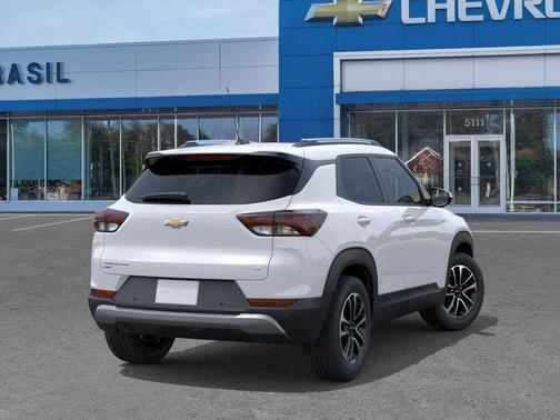 Summit White 2026 Chevrolet Trailblazer LT