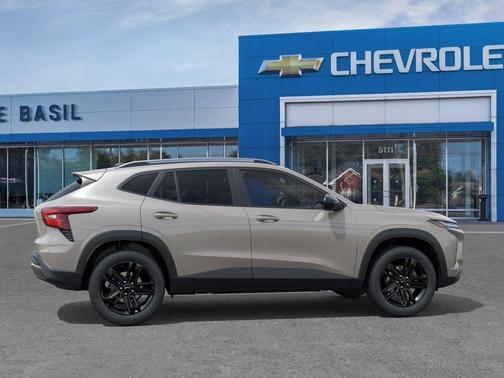 White Sand 2026 Chevrolet Trax ACTIV