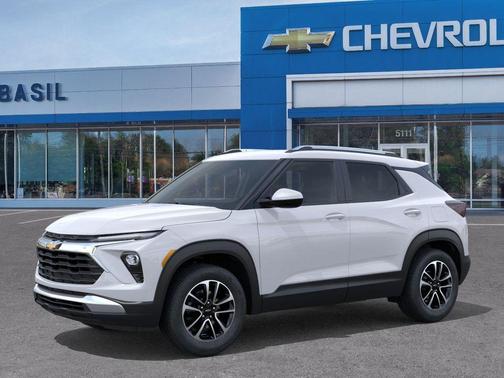 Summit White 2026 Chevrolet Trailblazer LT