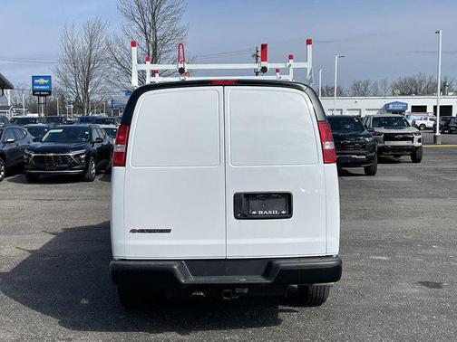 2026 Chevrolet Express 3500 Work Van