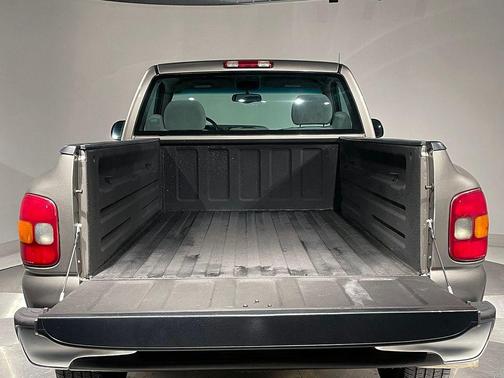 2000 Chevrolet Silverado 1500 LS