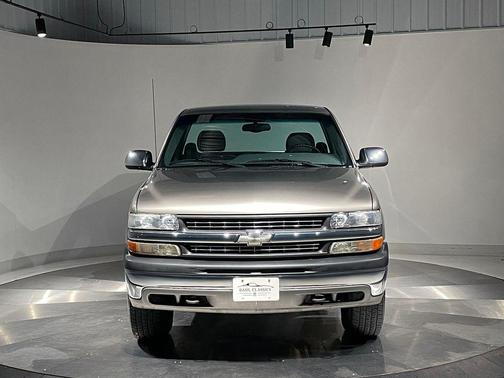 2000 Chevrolet Silverado 1500 LS
