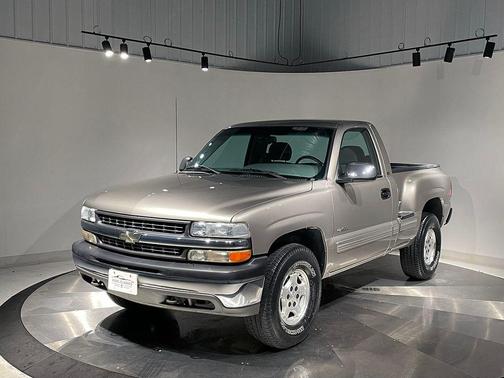 2000 Chevrolet Silverado 1500 LS