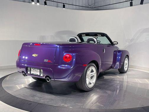 2003 Chevrolet SSR LS
