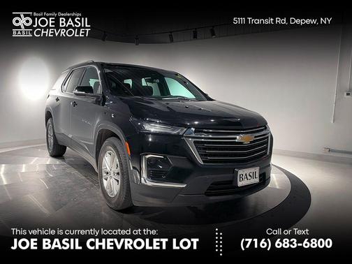 2023 Chevrolet Traverse LT Cloth