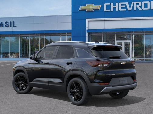 Mosaic Black Metallic 2026 Chevrolet Trailblazer LT