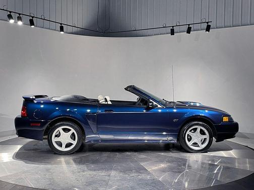 2002 Ford Mustang GT