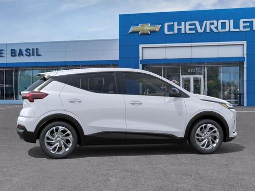 Summit White 2027 Chevrolet Bolt LT