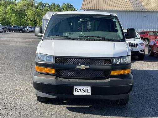 Summit White 2026 Chevrolet Express 2500 Work Van