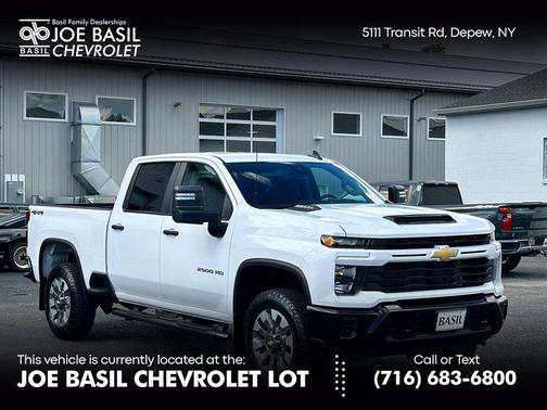 Summit White 2026 Chevrolet Silverado 2500 Custom