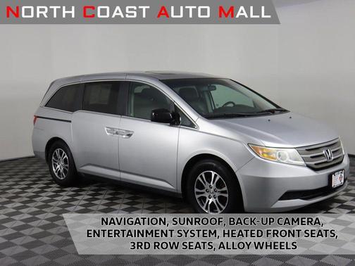 Photo 1 of 46 of 2011 Honda Odyssey EX-L